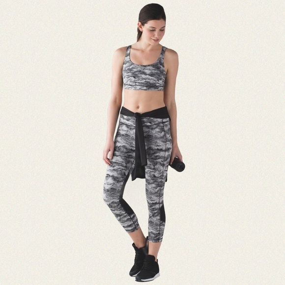 Lululemon Pace Rival Crop 22" - Picture 1 of 10